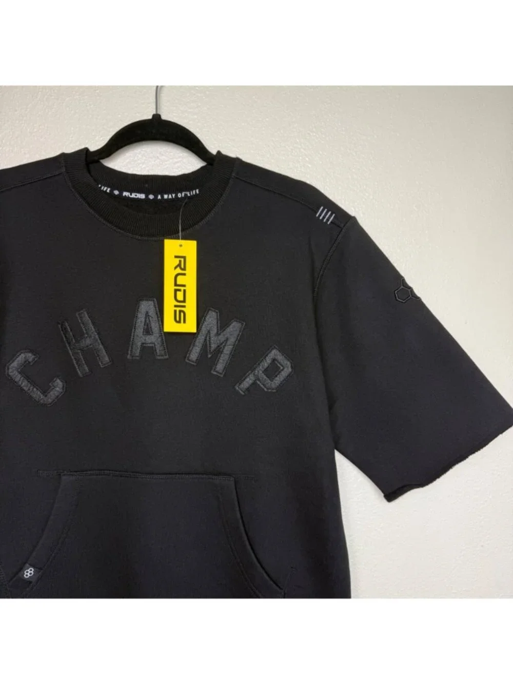 NWT Rudis 'Champ' Cutoff Crew Neck Short Sleeve Sweatshirt In Black Sz SM